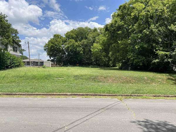 0.99 Acres of Residential Land for Sale in Tuscumbia, Alabama