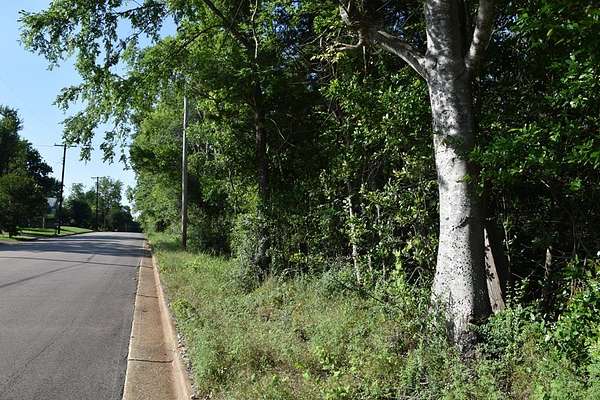 4.69 Acres of Land for Sale in Palestine, Texas