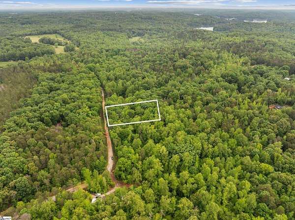 2 Acres of Residential Land for Sale in Westminster, South Carolina