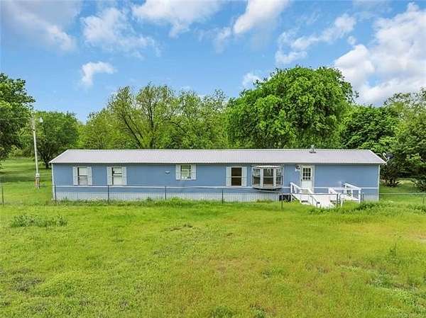 3 Acres of Residential Land with Home for Sale in Marietta, Oklahoma