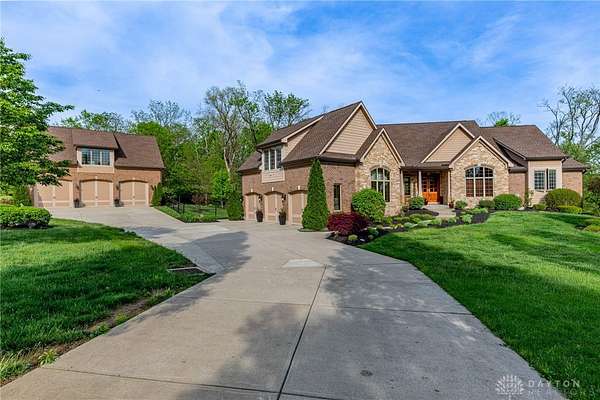 1.64 Acres of Residential Land with Home for Sale in Springboro, Ohio