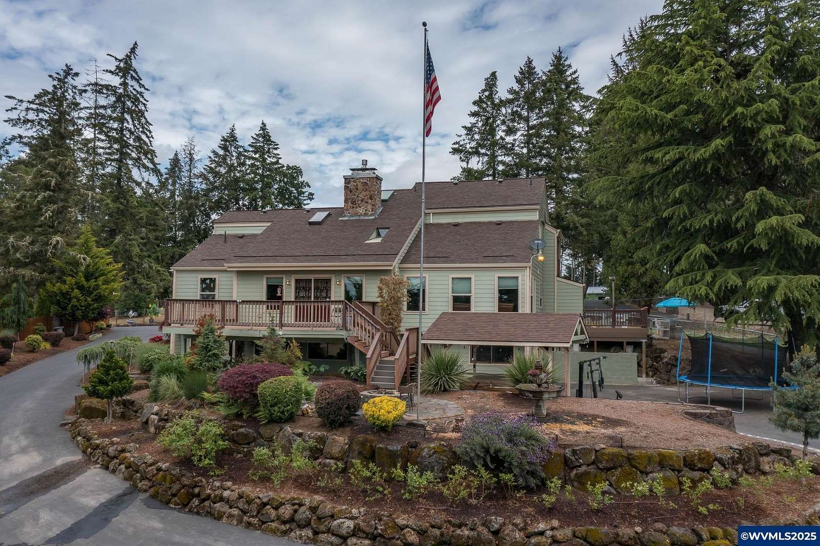 3.58 Acres of Residential Land with Home for Sale in Salem, Oregon