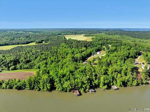 31.6 Acres of Agricultural & Residential Land for Sale in Boydton, Virginia