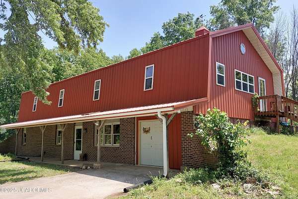 2.2 Acres of Residential Land with Home for Sale in Auxvasse, Missouri