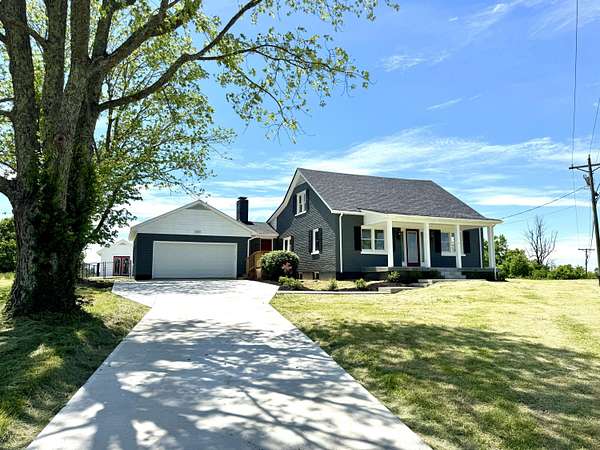 5 Acres of Land with Home for Sale in Richmond, Kentucky