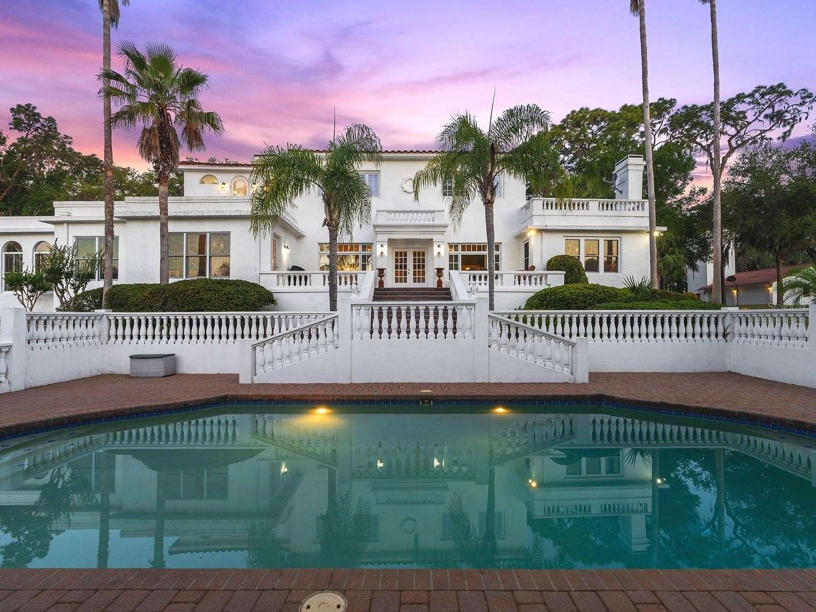 6 Acres of Residential Land with Home for Sale in Eustis, Florida