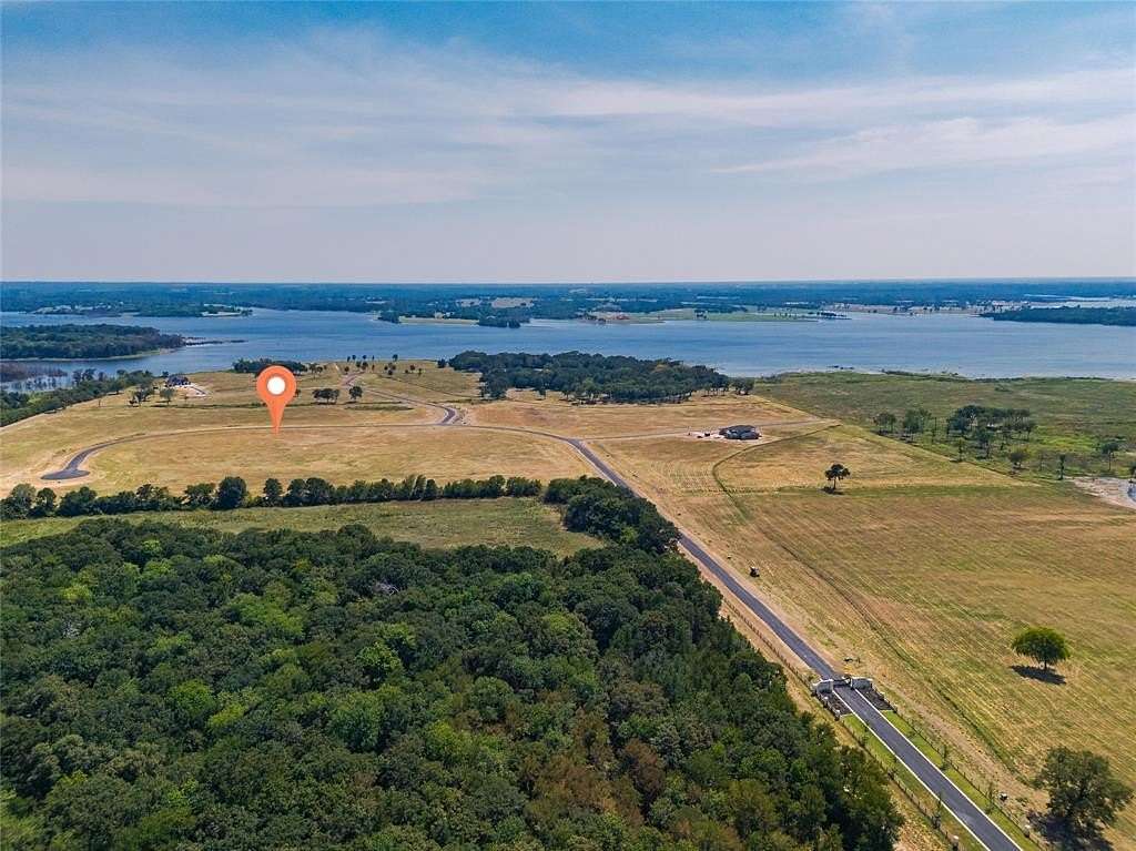 1 Acre of Land for Sale in Honey Grove, Texas