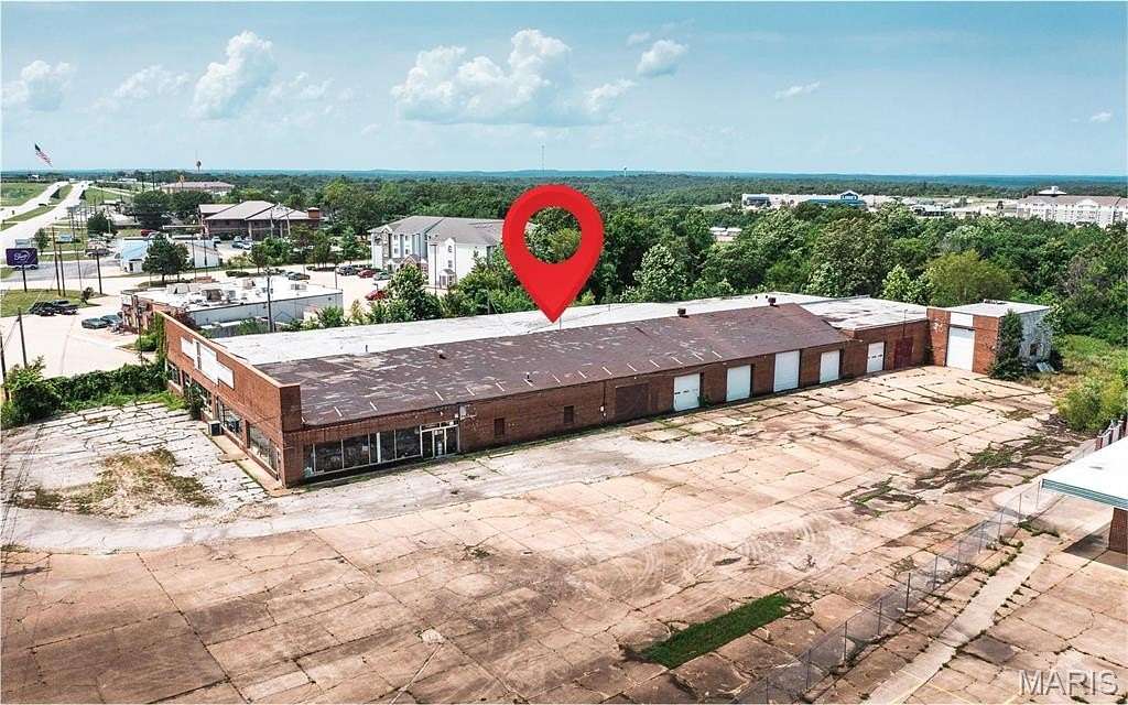 13.8 Acres of Improved Commercial Land for Sale in St. Robert, Missouri