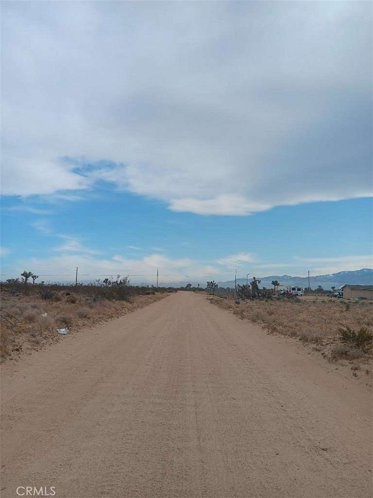 9.13 Acres of Commercial Land for Sale in Phelan, California