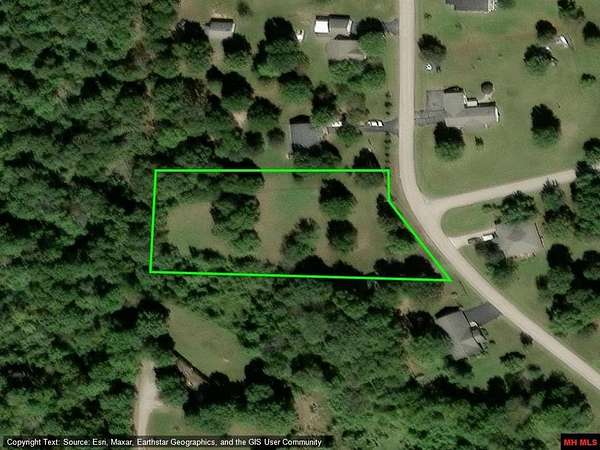 1.45 Acres of Residential Land for Sale in Mountain Home, Arkansas