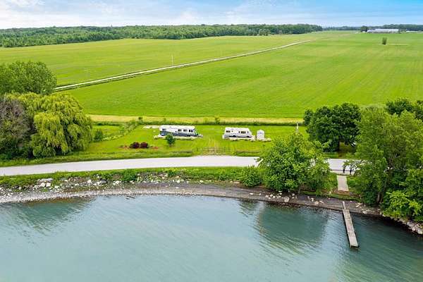 1.18 Acres of Residential Land for Sale in Alburgh, Vermont