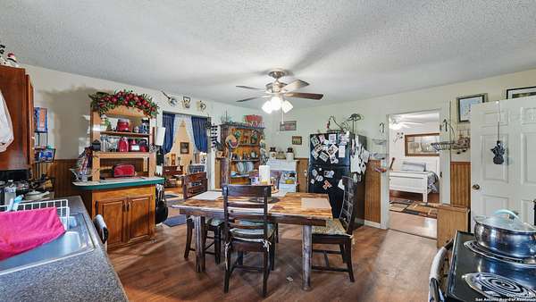 4.57 Acres of Residential Land with Home for Sale in Kingsbury, Texas