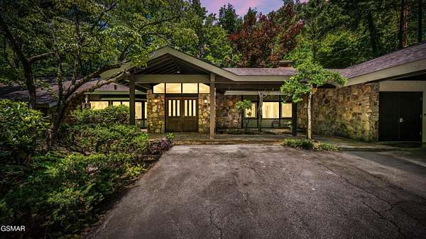 2 Acres of Residential Land with Home for Sale in Gatlinburg, Tennessee