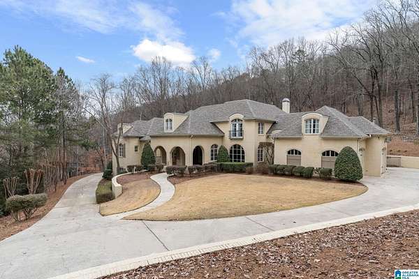 7.84 Acres of Residential Land with Home for Sale in Hoover, Alabama