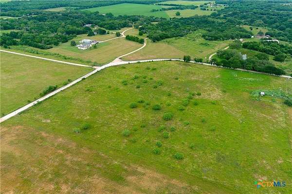 10 Acres of Improved Residential Land for Sale in Lockhart, Texas