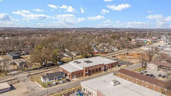 1.9 Acres of Commercial Land for Sale in Bowling Green, Kentucky