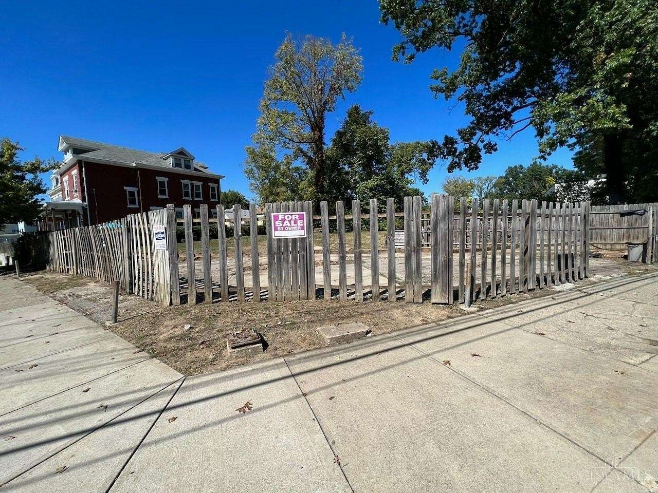 0.11 Acres of Commercial Land for Sale in Cincinnati, Ohio