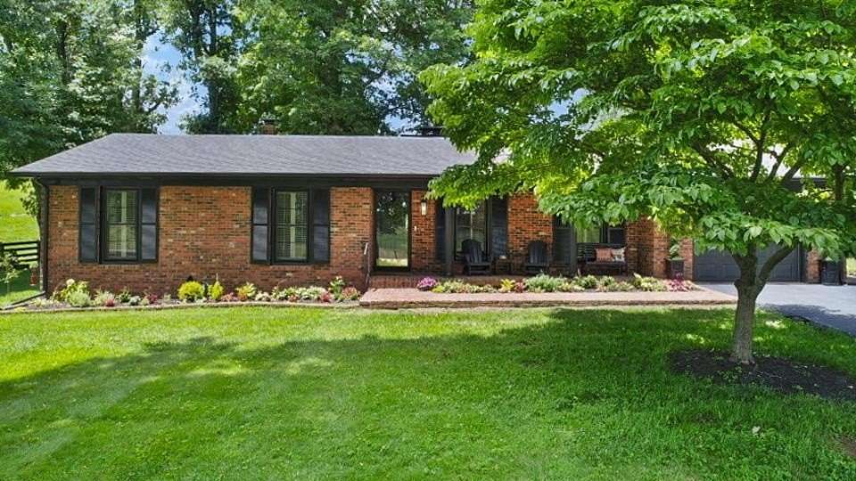 3.4 Acres of Residential Land with Home for Sale in Glasgow, Kentucky