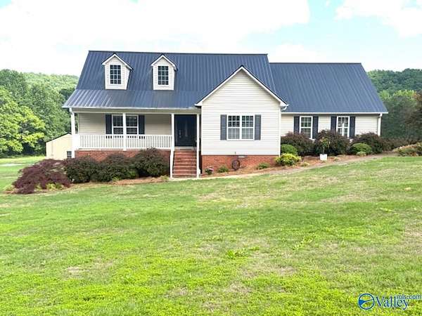 5 Acres of Land with Home for Sale in Boaz, Alabama