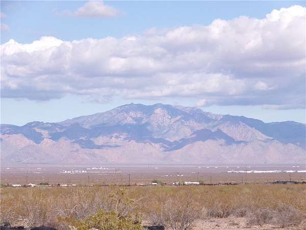 10 Acres of Recreational Land for Sale in Golden Valley, Arizona