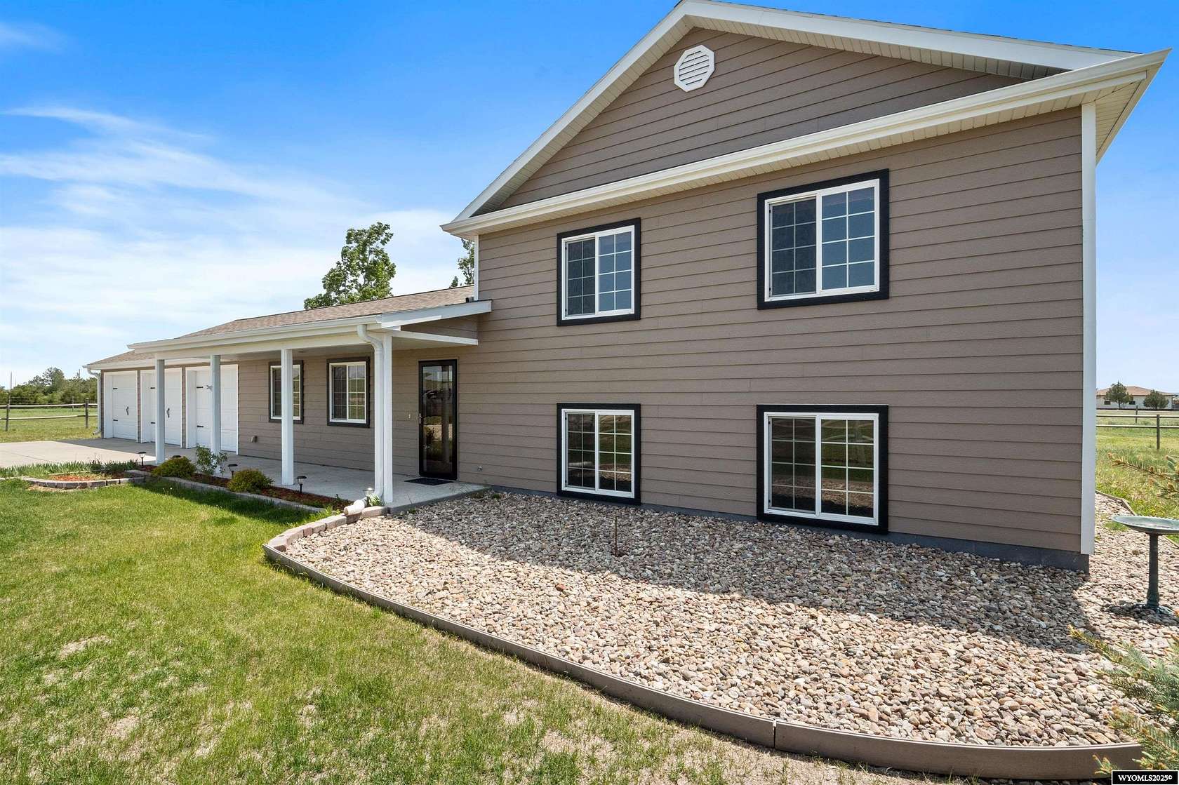 2.85 Acres of Residential Land with Home for Sale in Torrington, Wyoming