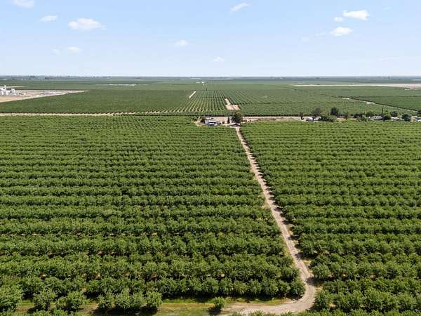 13.9 Acres of Land for Sale in Chowchilla, California