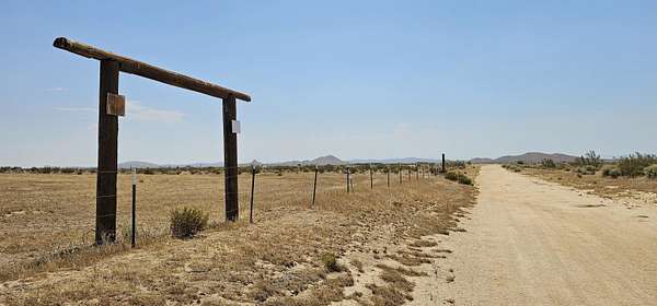 Land for Sale in Mojave, California