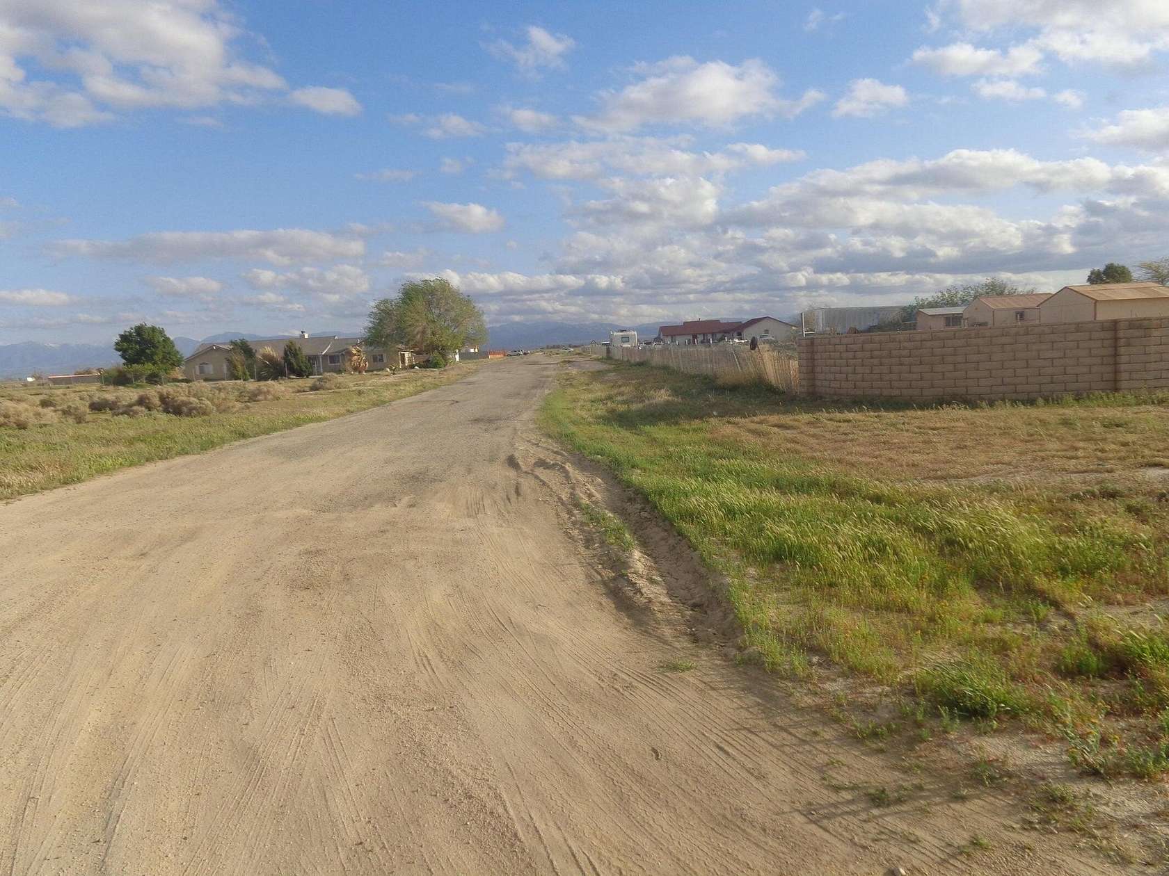 Land for Sale in Lancaster, California