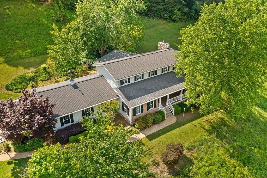 5.17 Acres of Residential Land with Home for Sale in Rocky Face, Georgia