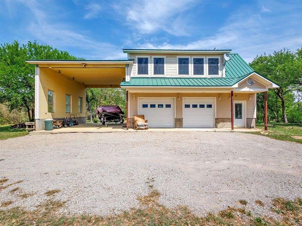 1.89 Acres of Residential Land with Home for Sale in Brownwood, Texas