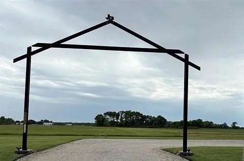 5 Acres of Land for Sale in Aubrey, Texas