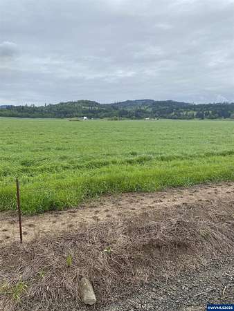 8 Acres of Residential Land for Sale in Brownsville, Oregon