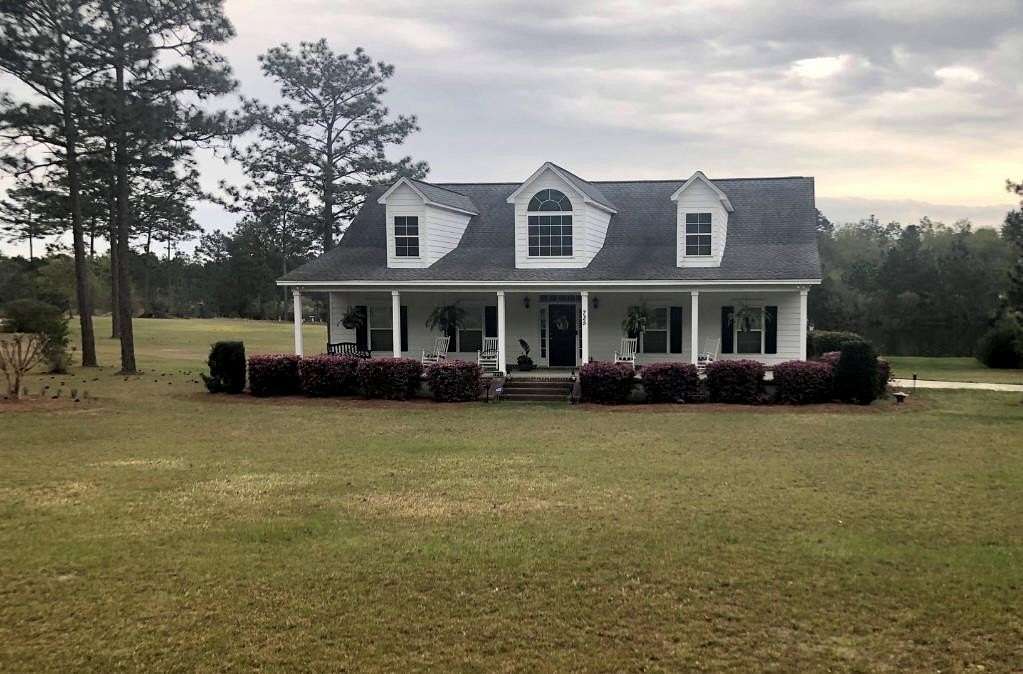 1.86 Acres of Residential Land with Home for Sale in Vidalia, Georgia