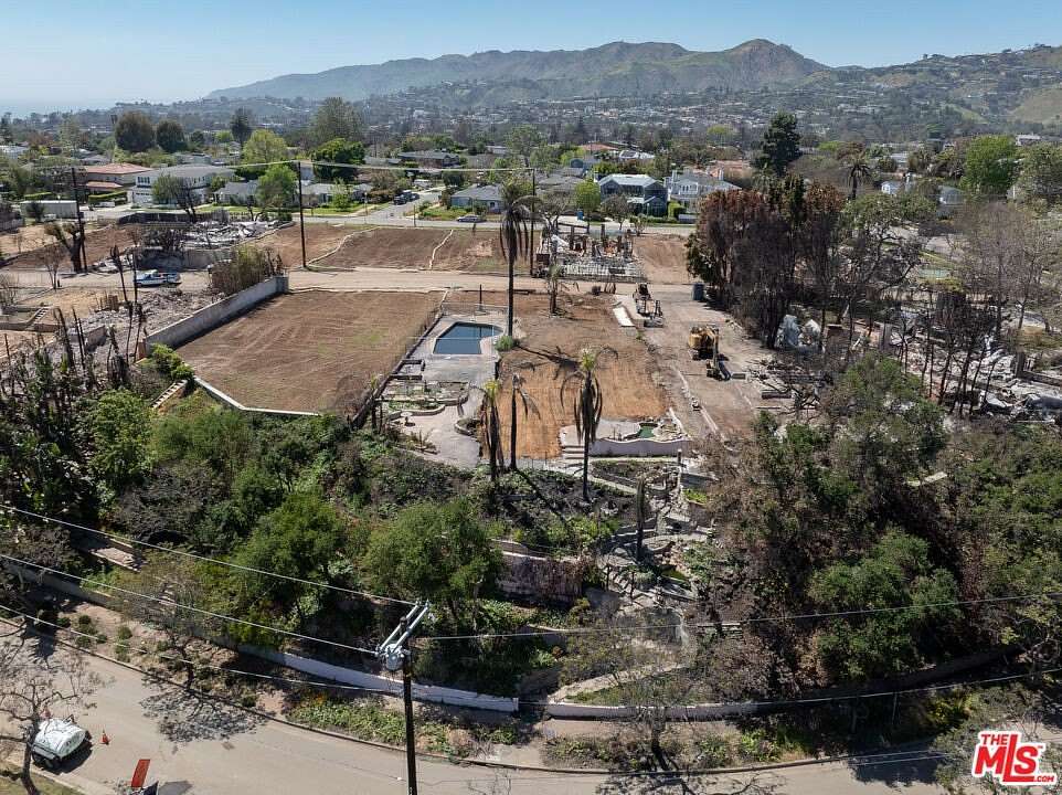 0.32 Acres of Residential Land for Sale in Pacific Palisades, California
