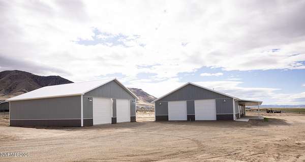 2.5 Acres of Land with Home for Sale in Winnemucca, Nevada
