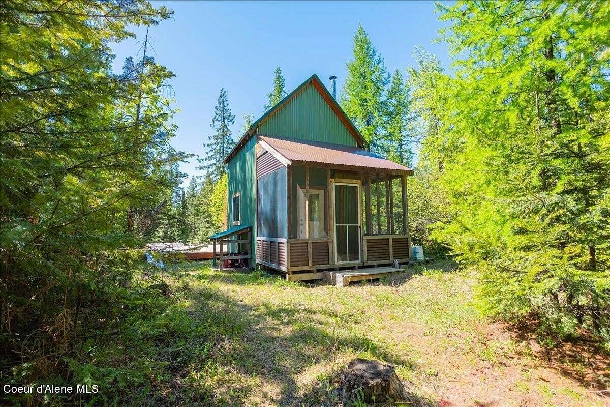 10 Acres of Recreational Land with Home for Sale in Sandpoint, Idaho