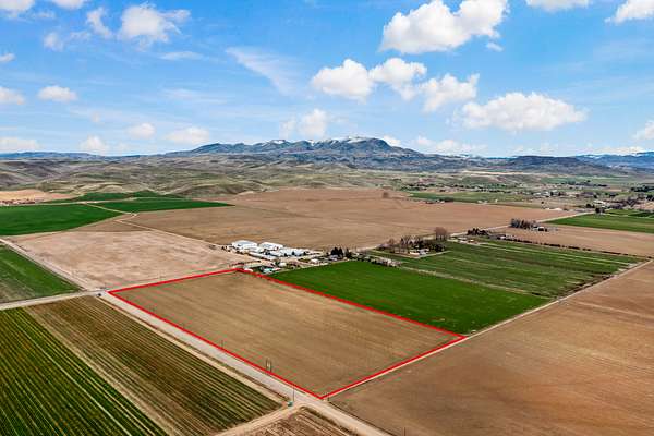 19.5 Acres of Land for Sale in Emmett, Idaho