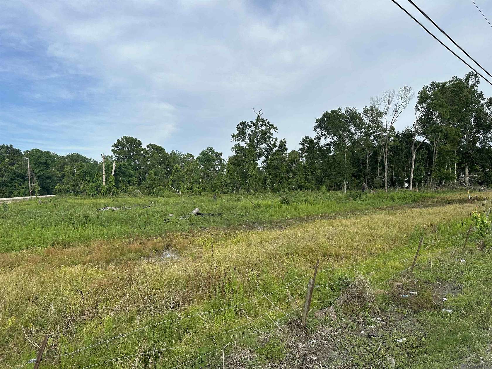 2 Acres of Residential Land for Sale in Gonzales, Louisiana