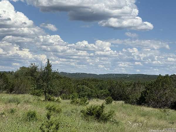13.7 Acres of Land for Sale in Boerne, Texas