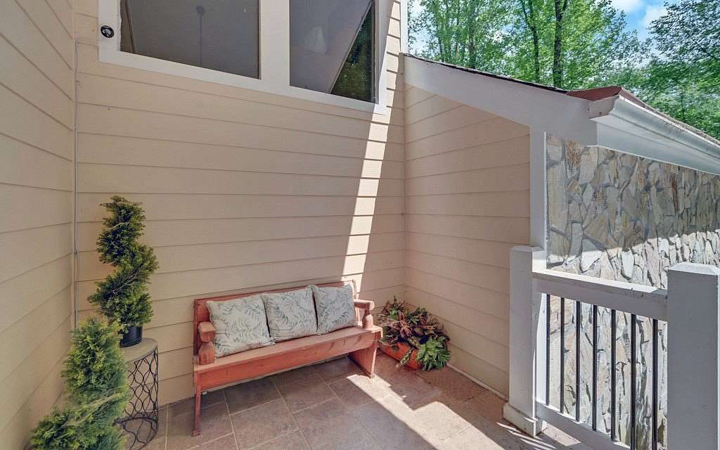 3.23 Acres of Residential Land with Home for Sale in Ellijay, Georgia