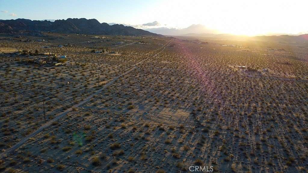 6.27 Acres of Residential Land for Sale in Joshua Tree, California