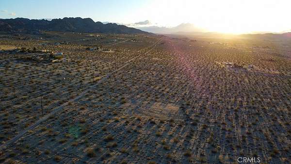 6.27 Acres of Residential Land for Sale in Joshua Tree, California