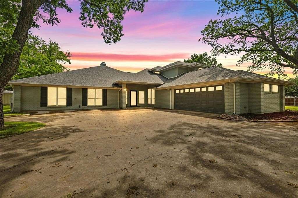 2 Acres of Residential Land with Home for Sale in Anna, Texas