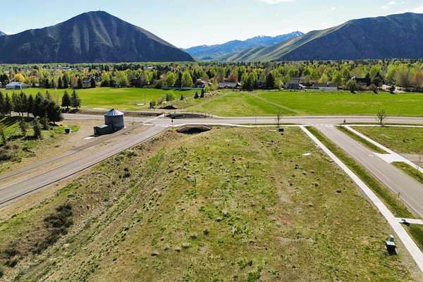 1 Acre of Residential Land for Sale in Hailey, Idaho