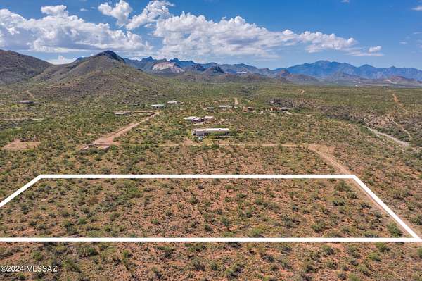 4.13 Acres of Land for Sale in Vail, Arizona