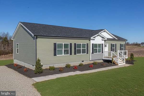 2 Acres of Residential Land with Home for Sale in Green Bay, Virginia