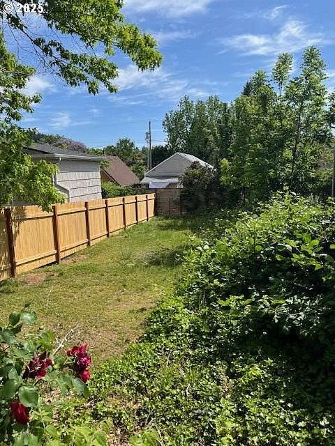 Residential Land for Sale in Portland, Oregon