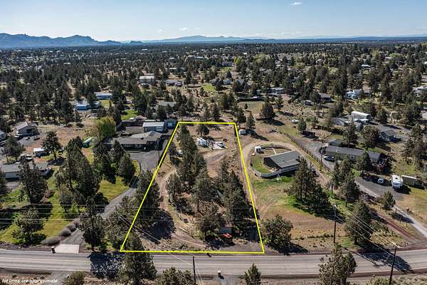 1 Acre of Residential Land for Sale in Terrebonne, Oregon