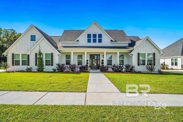 0.81 Acres of Residential Land with Home for Sale in Fairhope, Alabama