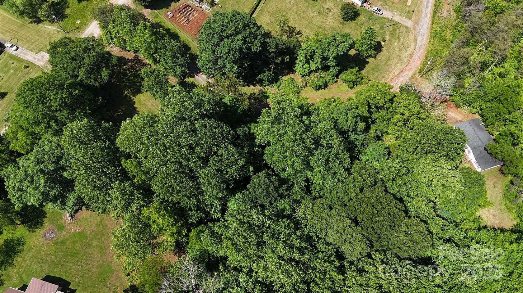 1 Acre of Residential Land for Sale in Statesville, North Carolina